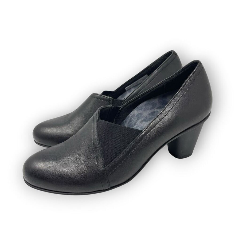 Vionic Sumner Pump Black Leather Heel Comfy Orthotic Career Shoe Womens Size 7.5